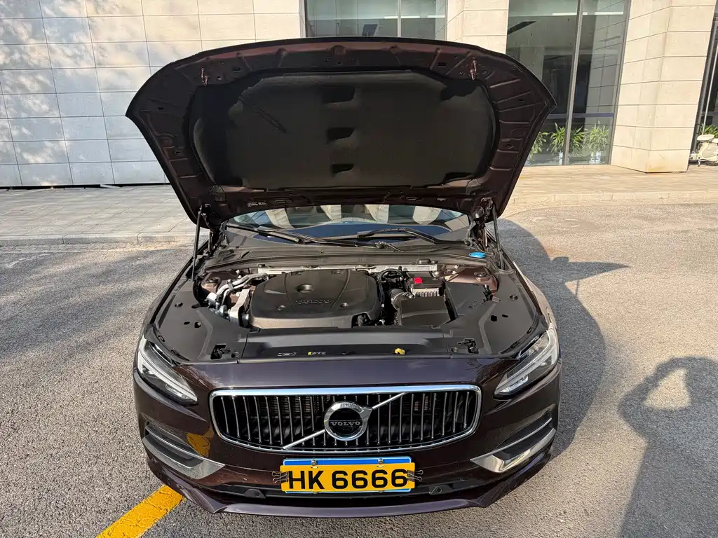 Volvo S90 — миниатюра 16