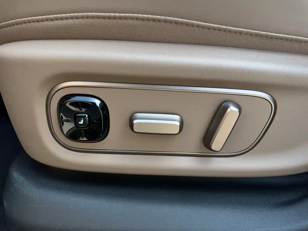 Li Auto Li i6 — миниатюра 10