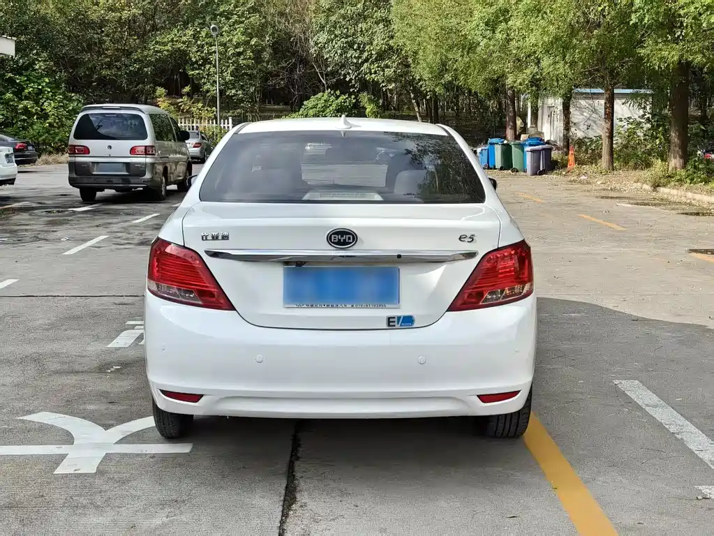 BYD e5 — миниатюра 9