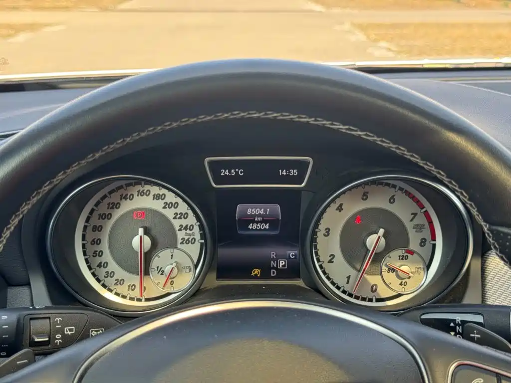 Mercedes-Benz GLA — миниатюра 12
