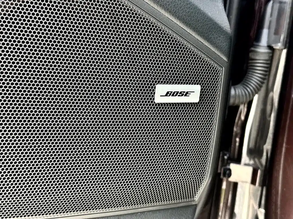 Porsche Cayenne — миниатюра 14