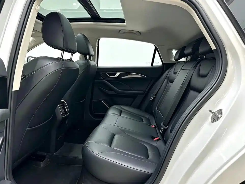 Bestune B70 — миниатюра 4