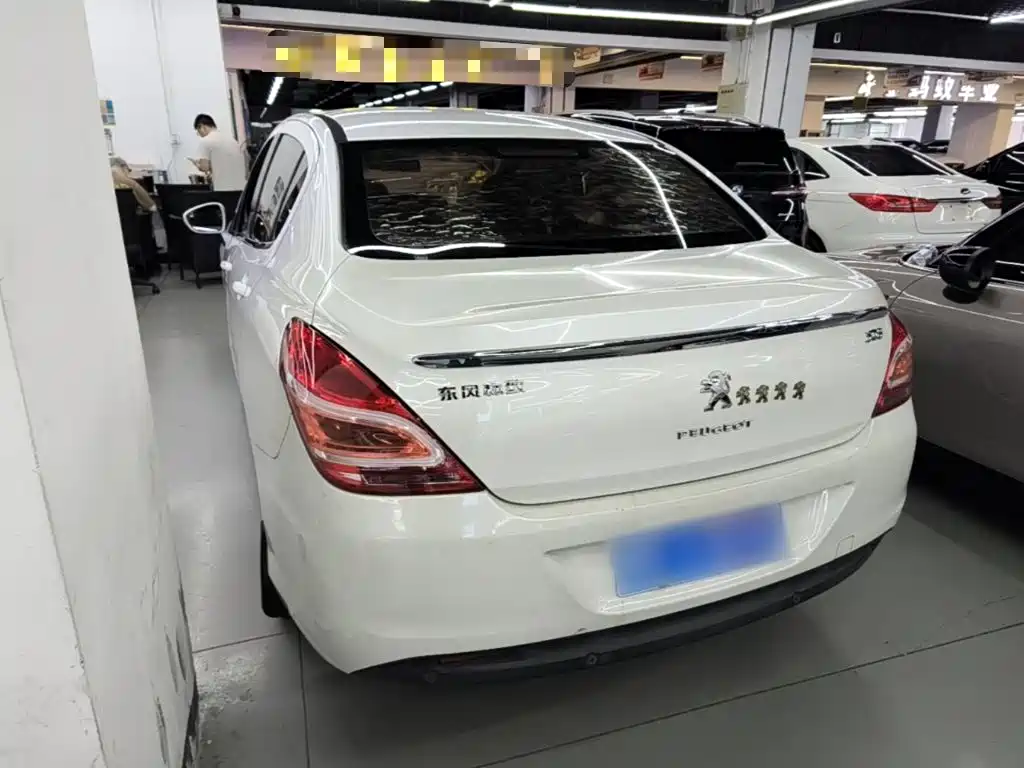 Peugeot 308 — миниатюра 5