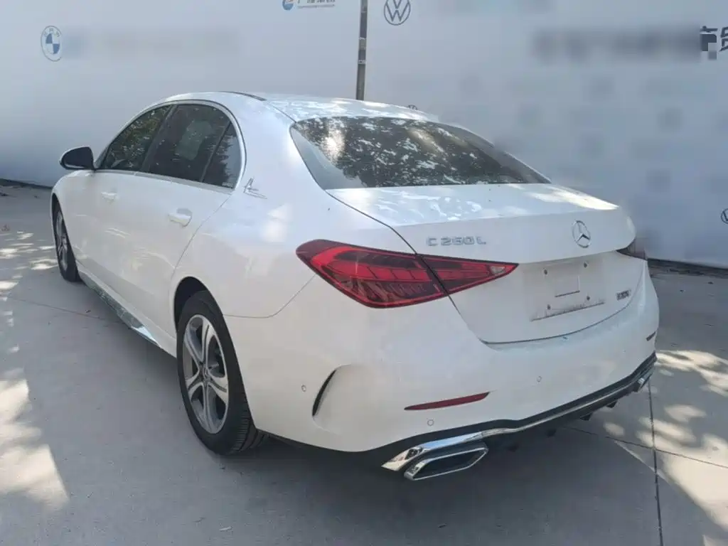Mercedes-Benz C-Class — миниатюра 5