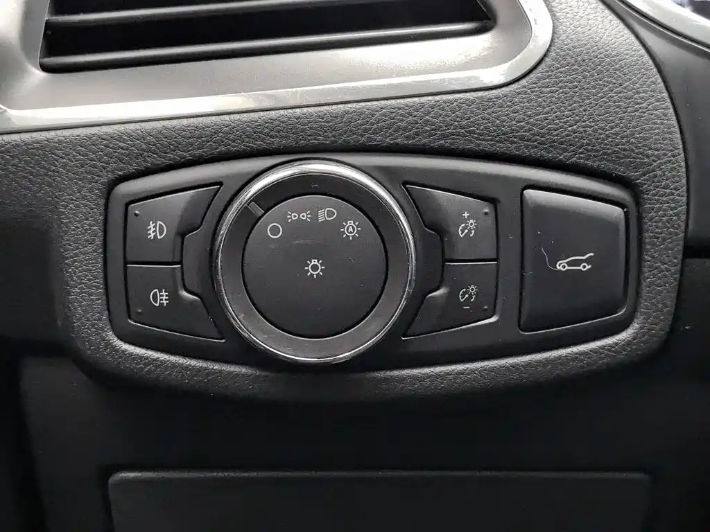 Ford Edge — миниатюра 21