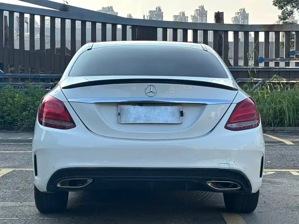 Mercedes-Benz C-Class — миниатюра 10