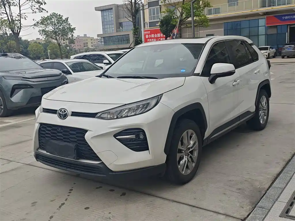 Купить Toyota Wildlander