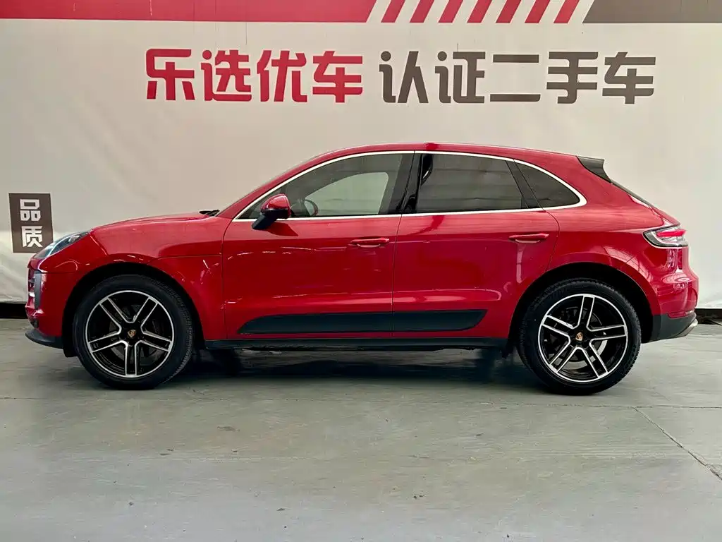 Porsche Macan — миниатюра 3