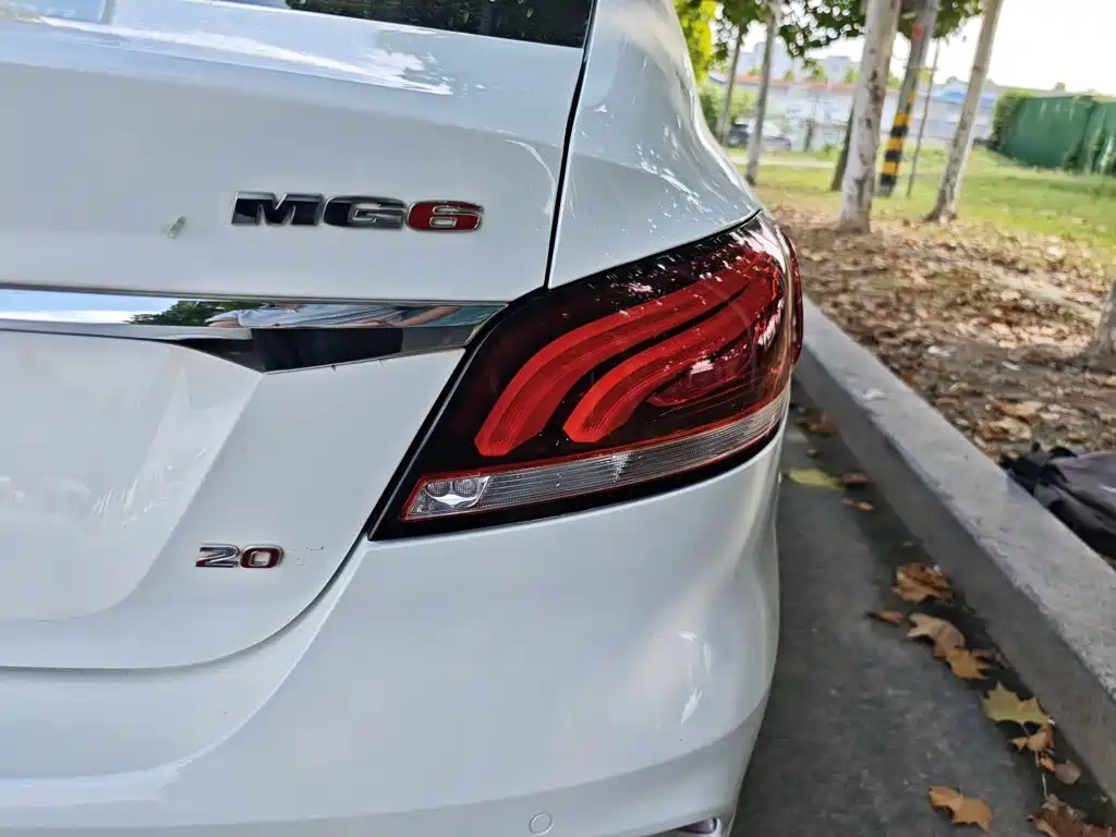 MG MG6 — миниатюра 8