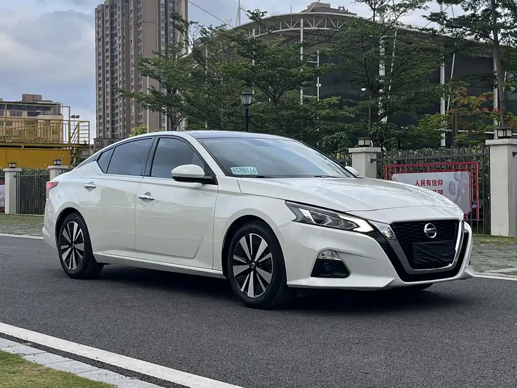 Nissan Teana — миниатюра 3