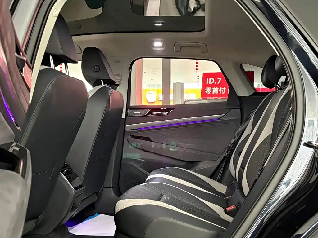 Volkswagen ID.7 VIZZION — миниатюра 11