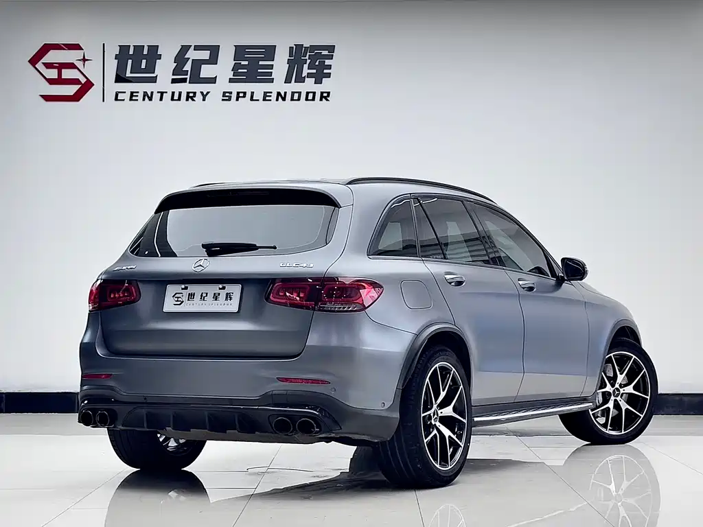 MERCEDES-BENZ GLC AMG