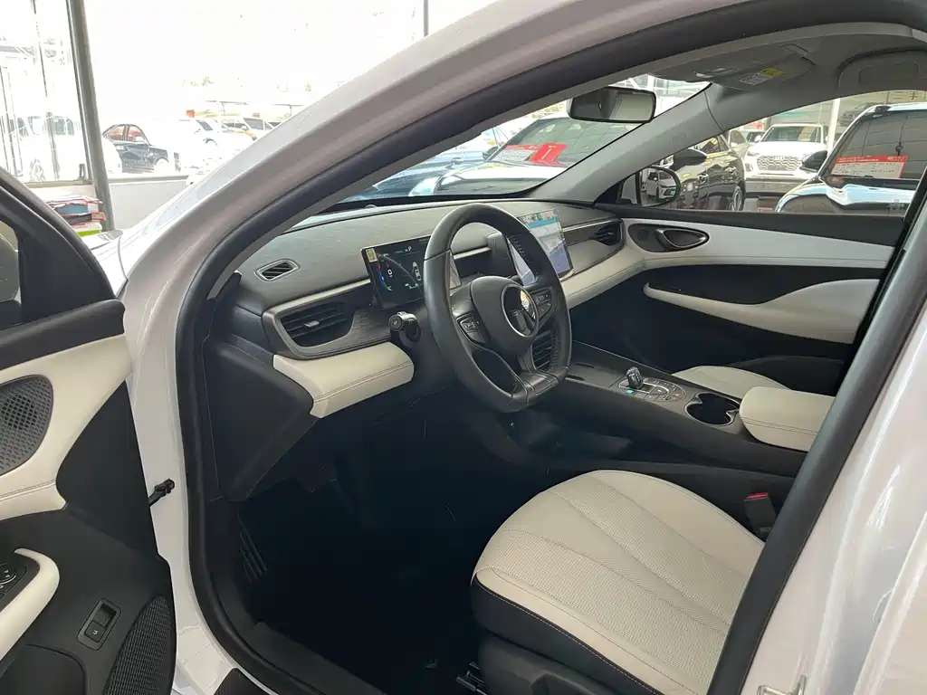 BYD Seal 05 DM-i — миниатюра 4
