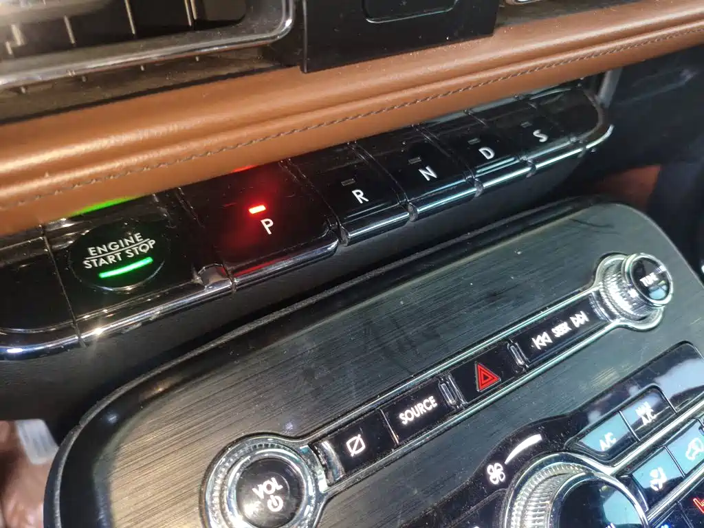 Lincoln Nautilus 2021 2.0T