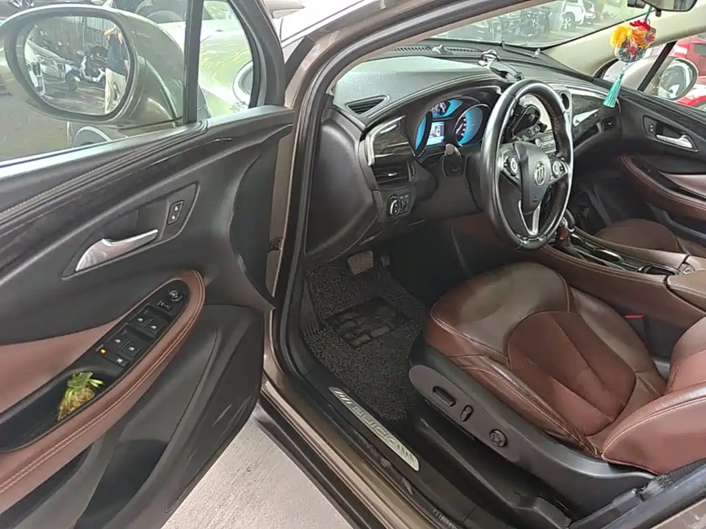 Buick Envision Plus — миниатюра 16
