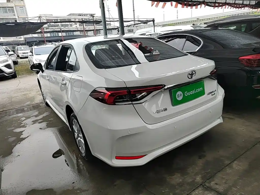 Toyota Corolla — миниатюра 5