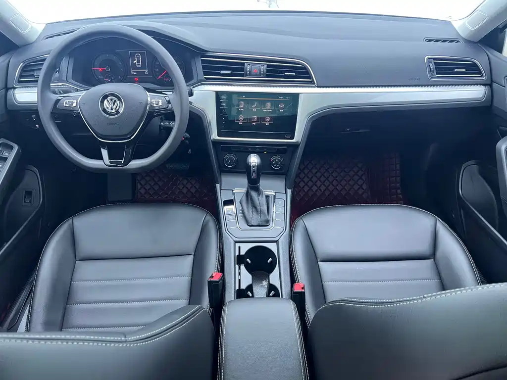 Volkswagen Lamando — миниатюра 19