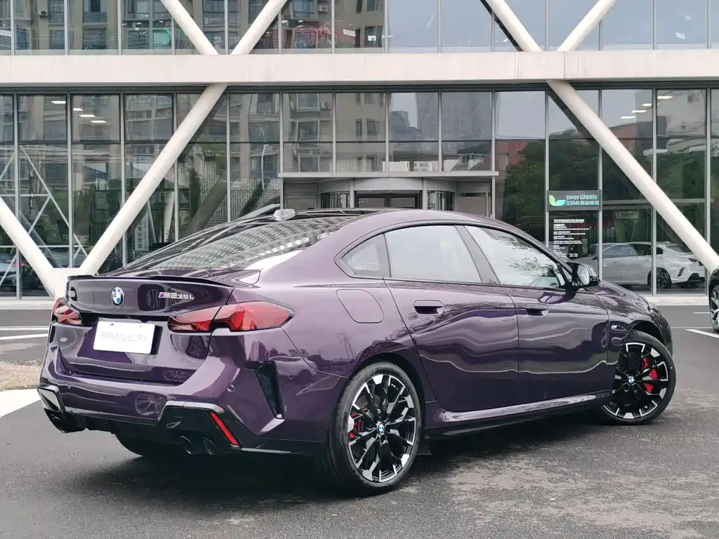 BMW M235L — миниатюра 4