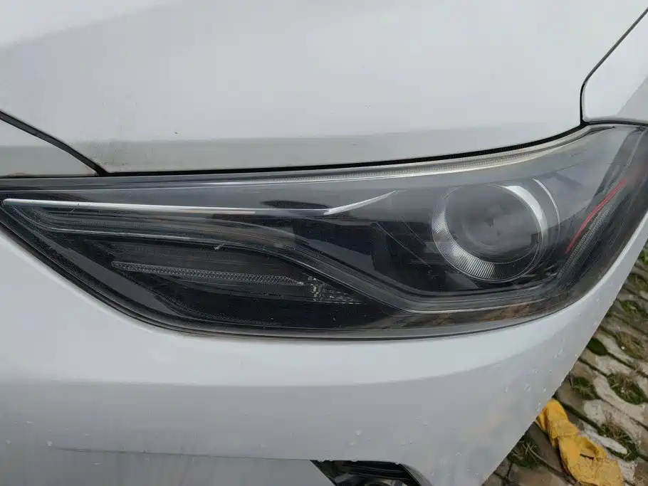 Hyundai Elantra — миниатюра 4