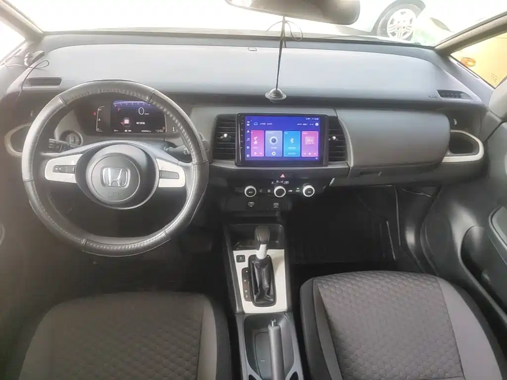 Honda Fit — миниатюра 10