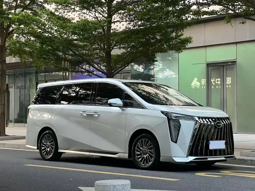 GAC M8