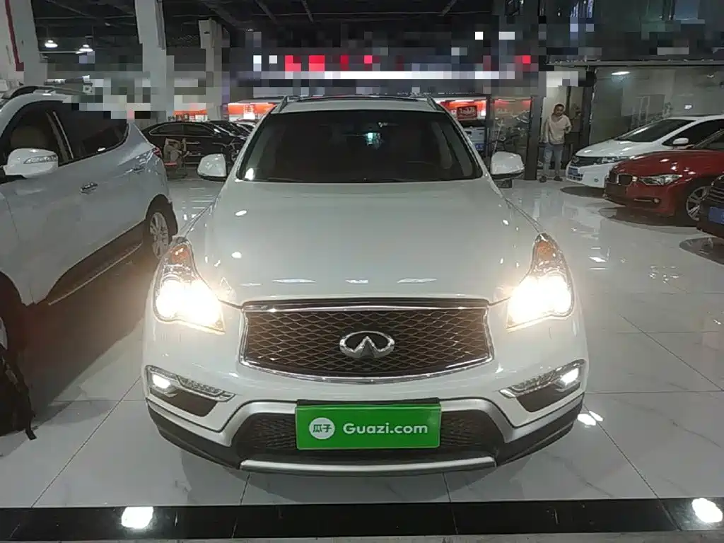 Infiniti QX50 — миниатюра 3