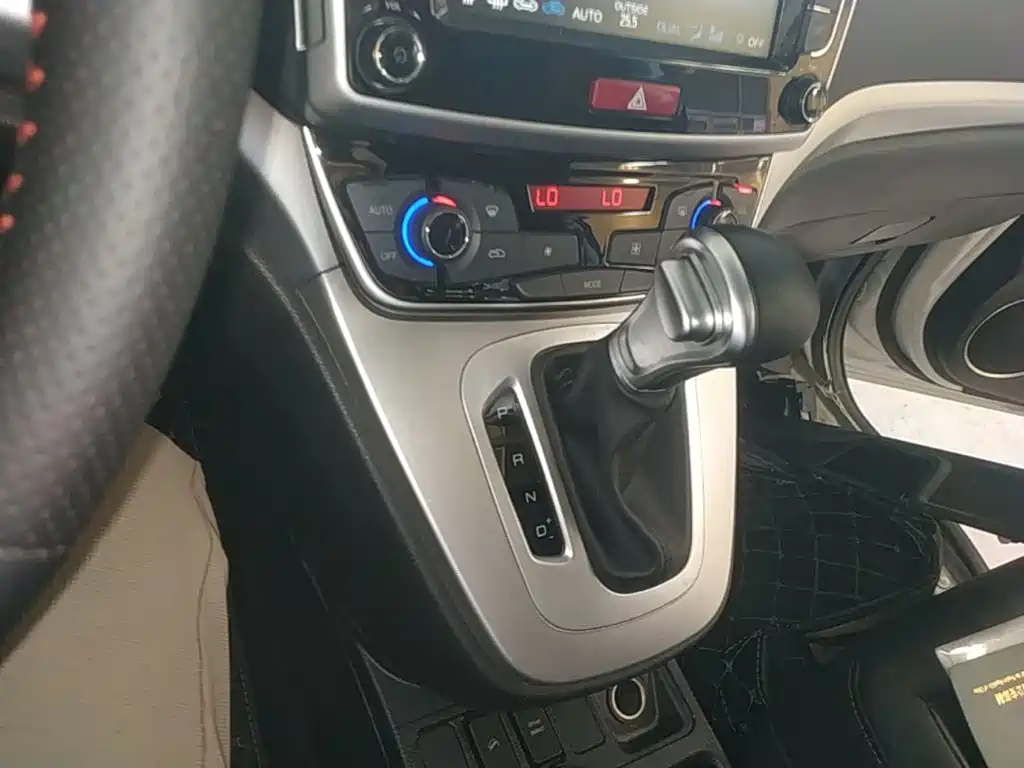 Haval M6 — миниатюра 14