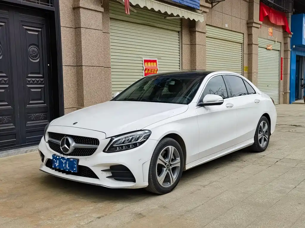 Mercedes-Benz C-Class 2019