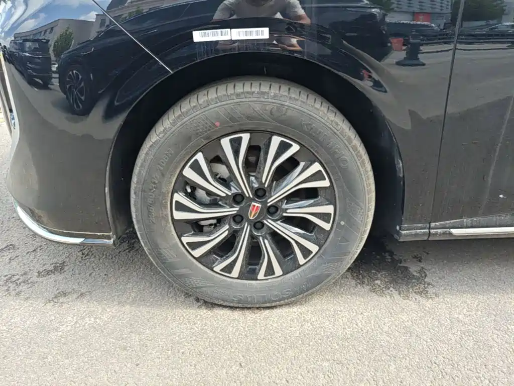 Hongqi Hongqi HQ9 PHEV — миниатюра 23