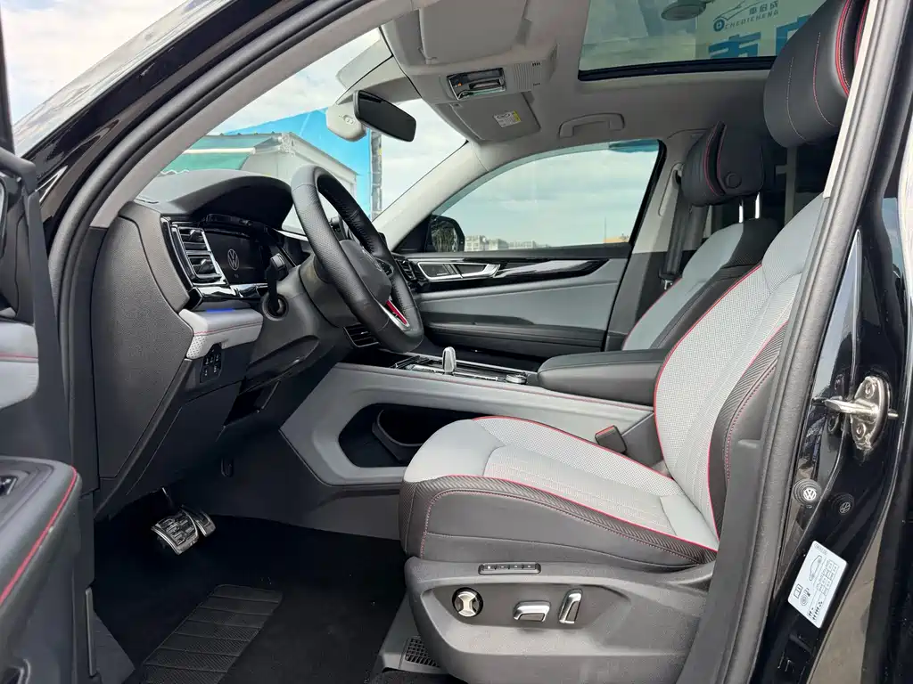 Volkswagen Teramont — миниатюра 9