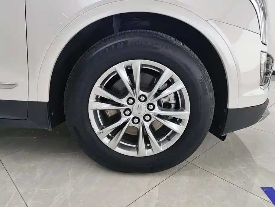 Cadillac XT5 — миниатюра 6