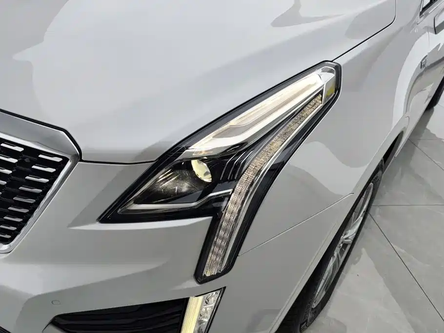 Cadillac XT5 — миниатюра 5