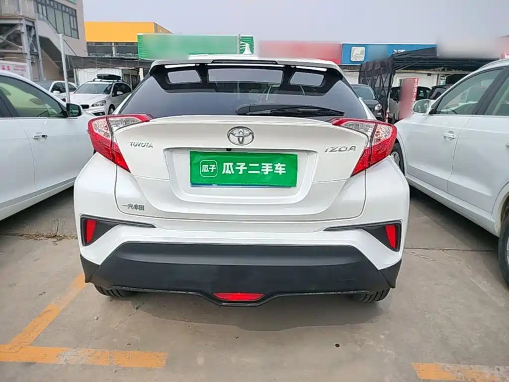 Toyota IZOA — миниатюра 6