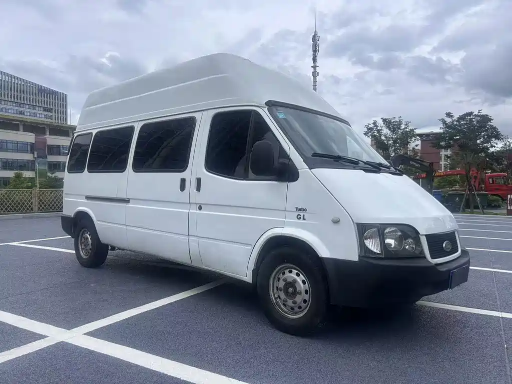 Ford Transit Classic — миниатюра 3