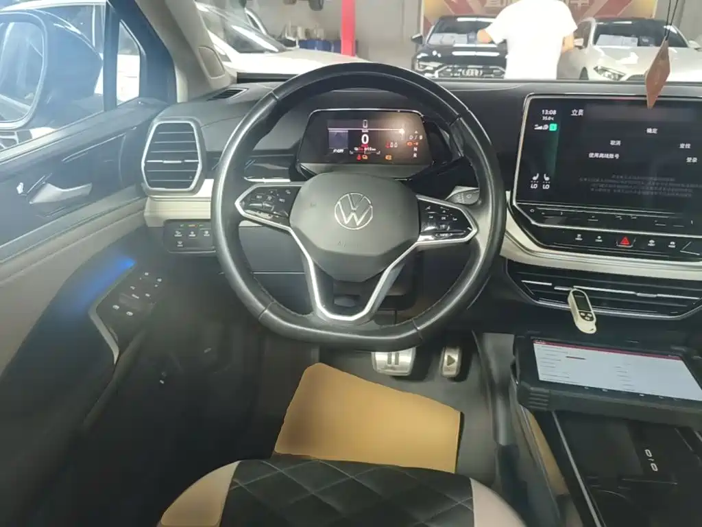 Volkswagen ID.6 Crozz — миниатюра 11