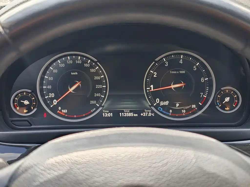 BMW 5 Series — миниатюра 6
