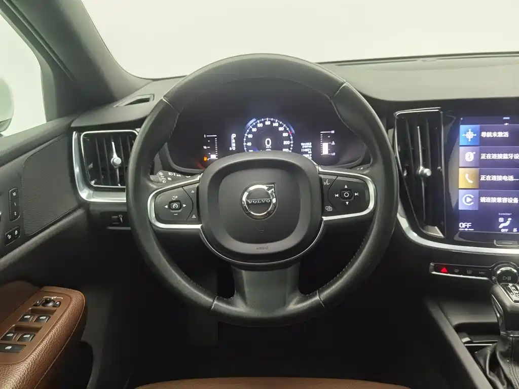 Volvo S60 — миниатюра 11