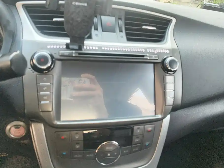 Nissan Sylphy — миниатюра 13