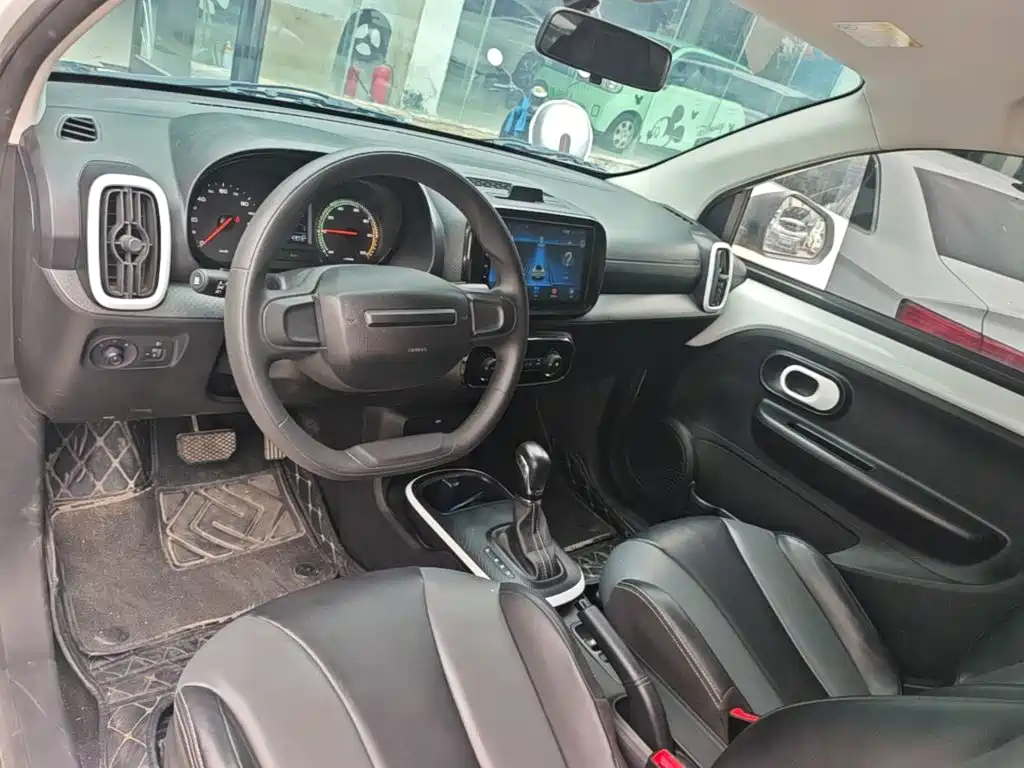 Roewe Clever — миниатюра 10