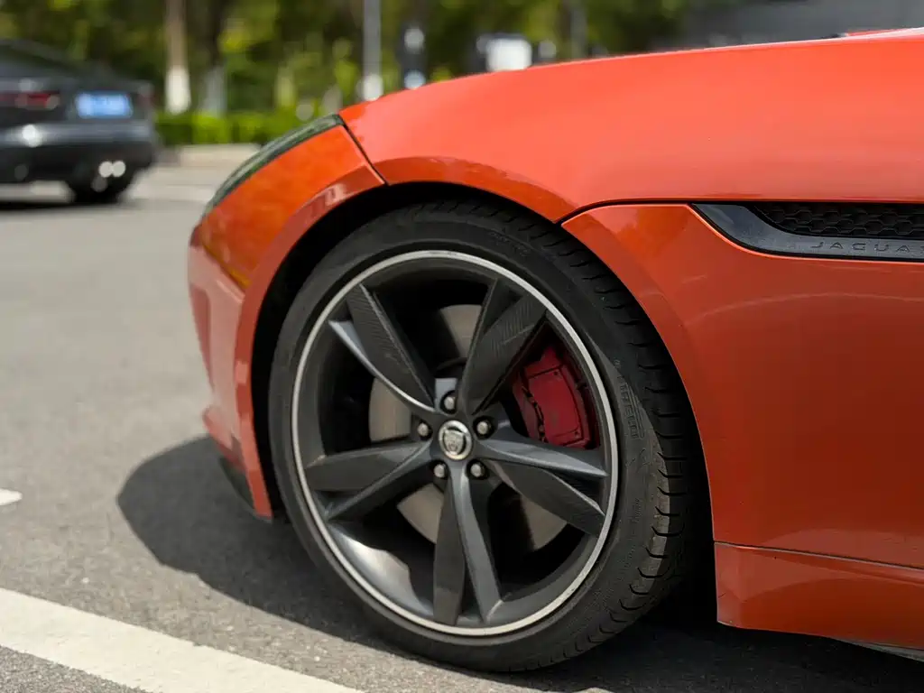Jaguar F-TYPE — миниатюра 7