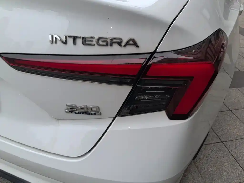 Honda Integra — миниатюра 8