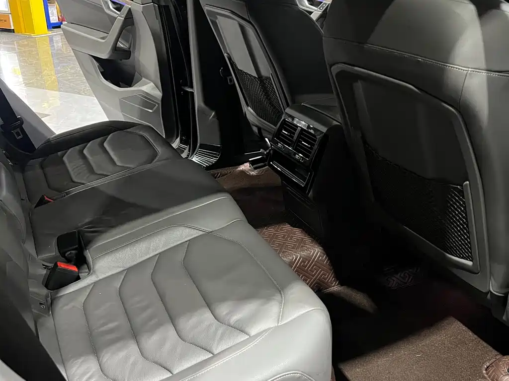 Volkswagen Touareg 3.0TSI Sharp Edge Edition China VI, фото 6