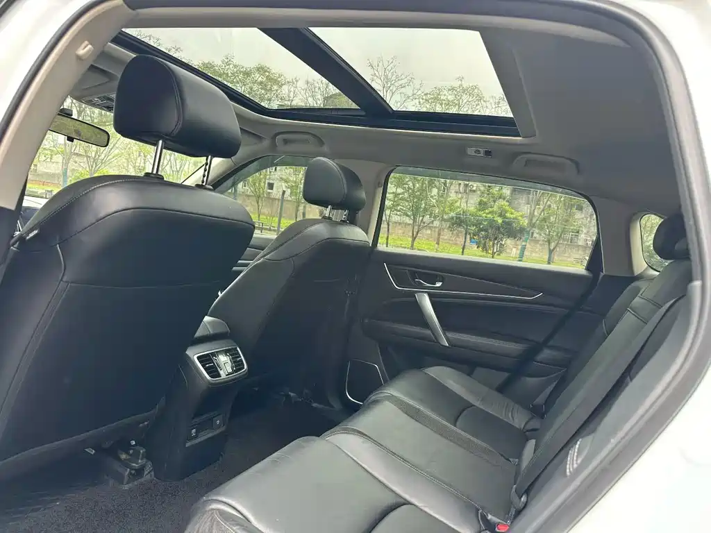 Honda Avancier — миниатюра 5