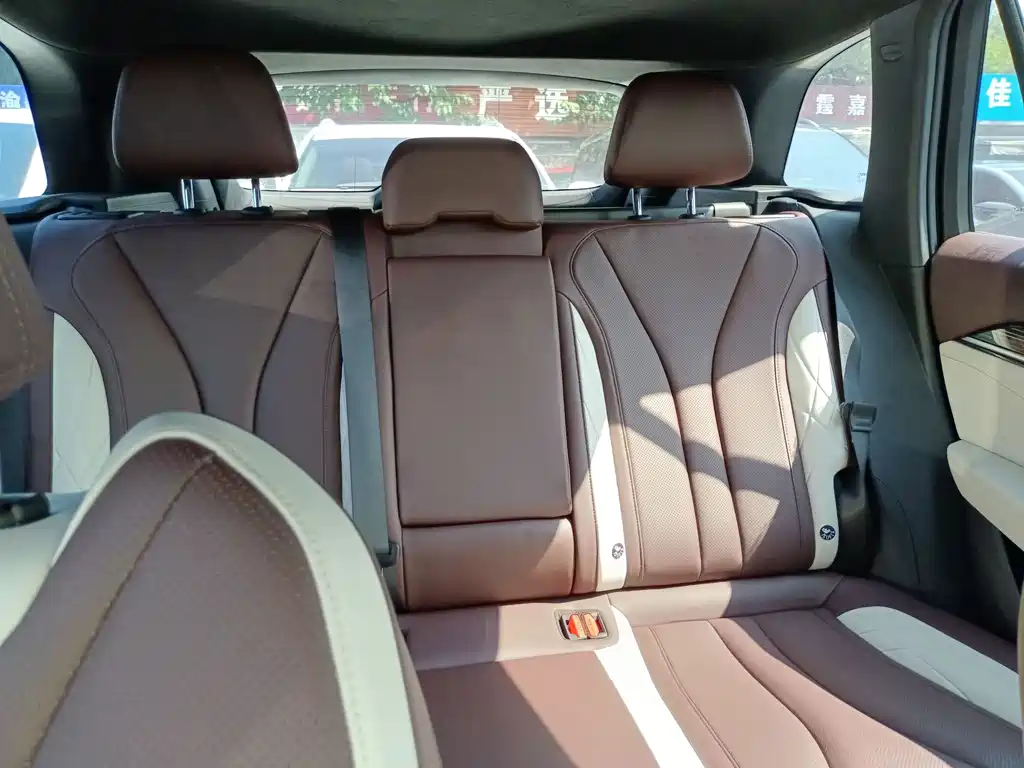 Geely Xingyue L — миниатюра 13