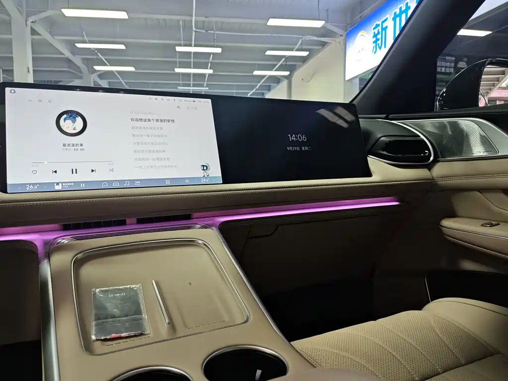 XPeng G9 — миниатюра 11