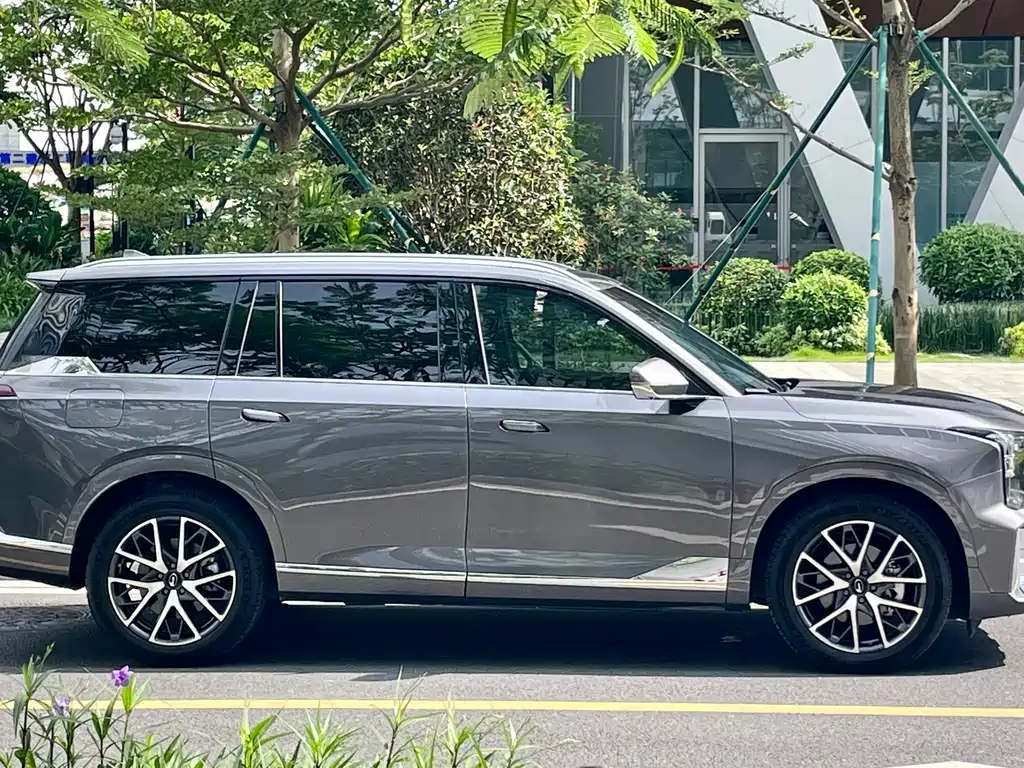 GAC GS8 2024 2.0TM Luxury
