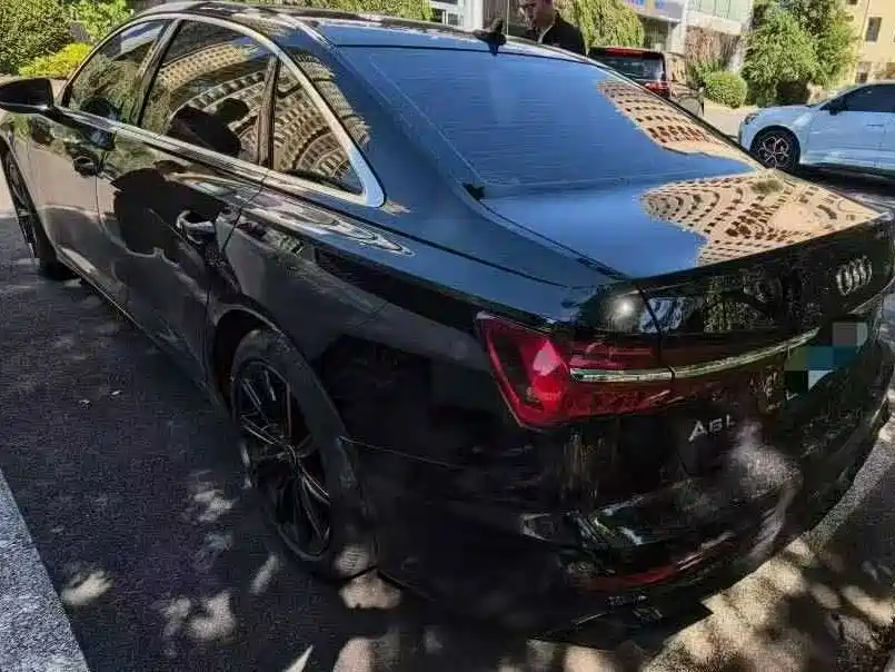 Audi A6L — миниатюра 2