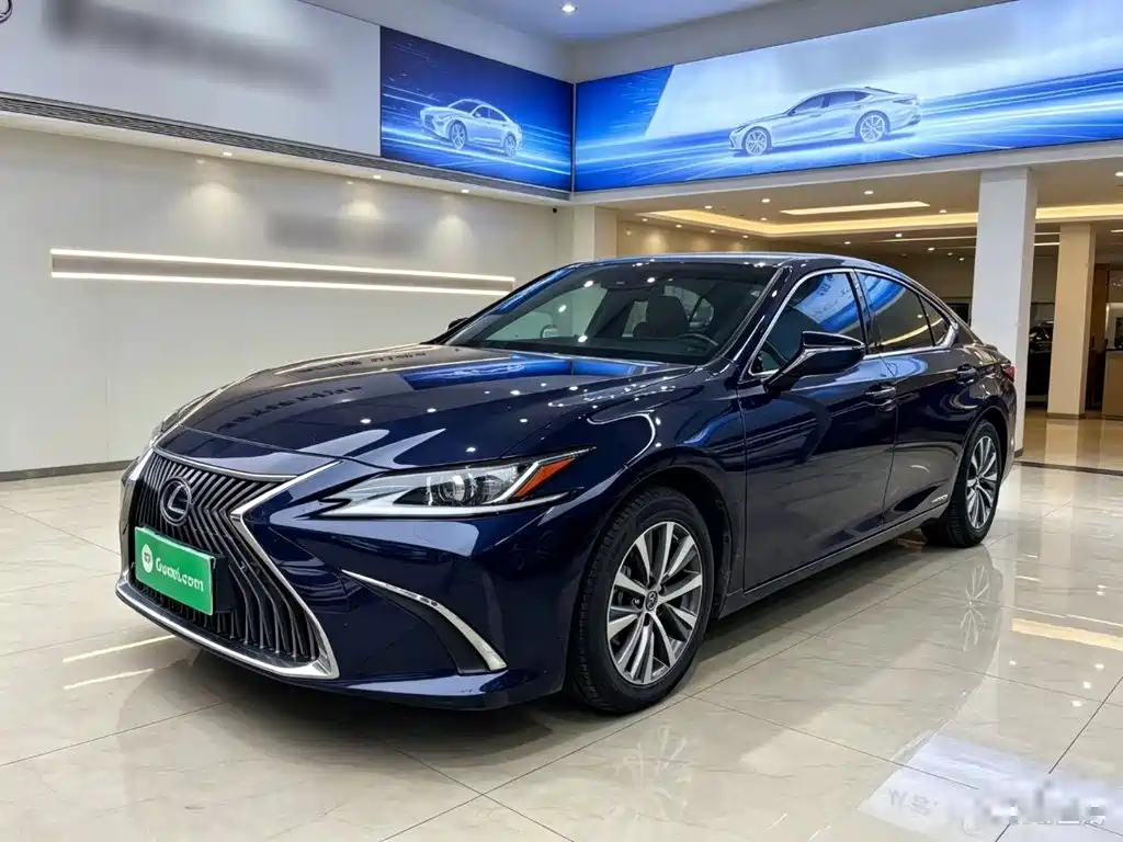 Lexus ES — миниатюра 2