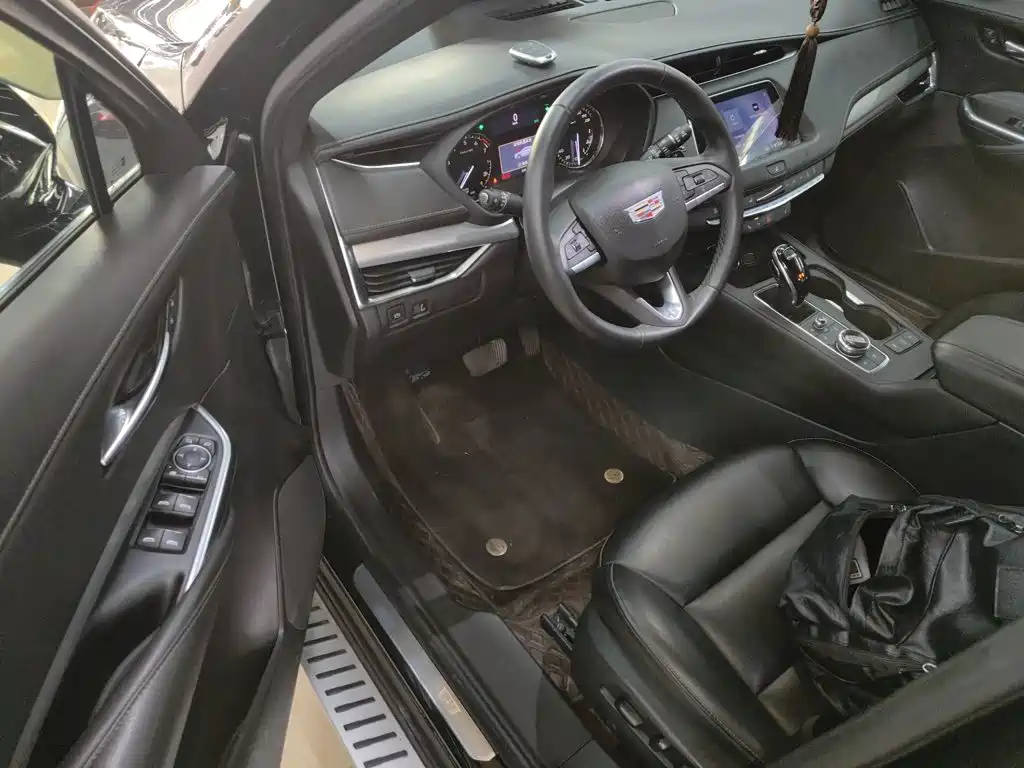 Cadillac XT4 — фотографии объявления, Фото 13