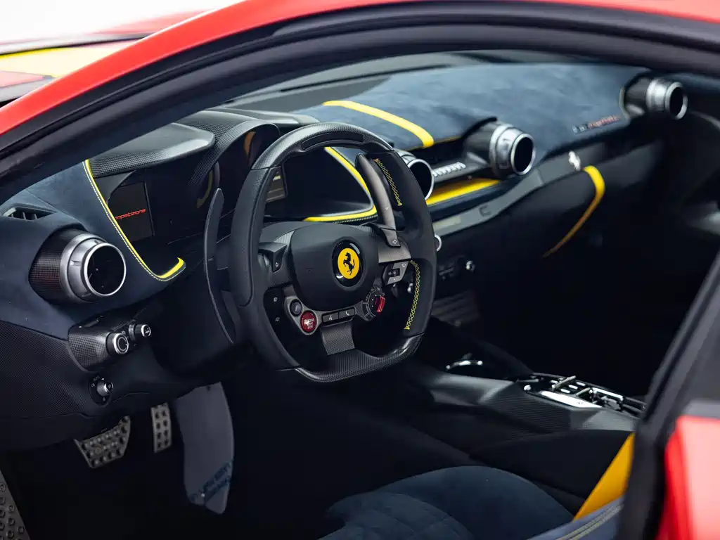 Ferrari 812 2021 6.5L Competizione